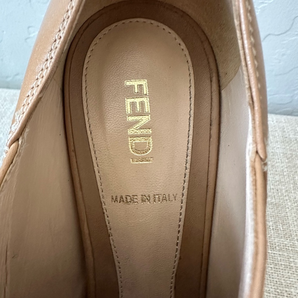 FENDI Zucca FF Leather Pumps Size 39 (US Women’s size 8.5) - Picture 4 of 11